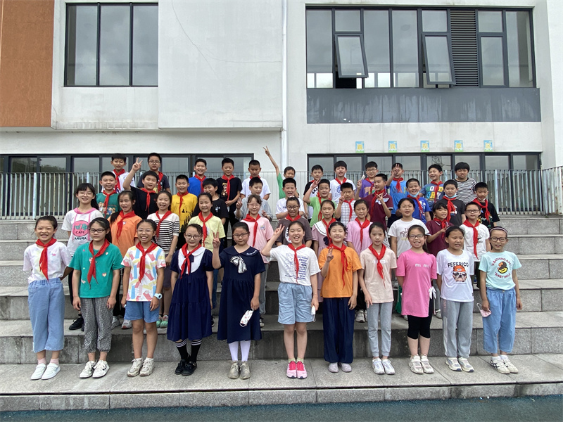 f1a5a07aaaa74ef9800d097fad3b35b7.jpg