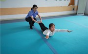 乐体操练 献技能艺——记车坊实验小学体操专家指导活动